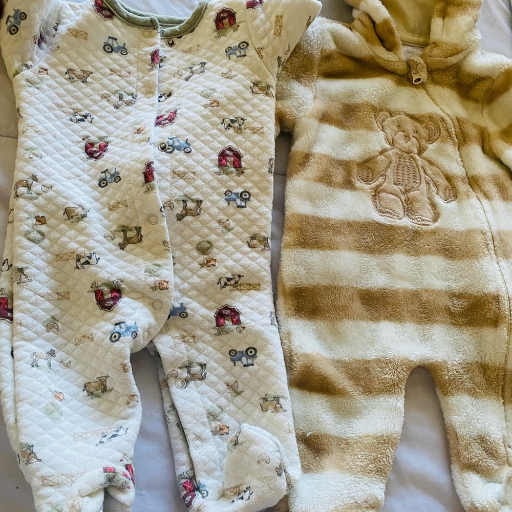 Baby cloths bundle NB and 0-3 months